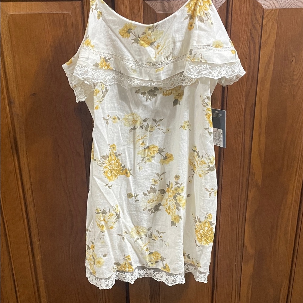 Universal Thread White Dress with Yellow Floral Print and Lace Details New Sz. S